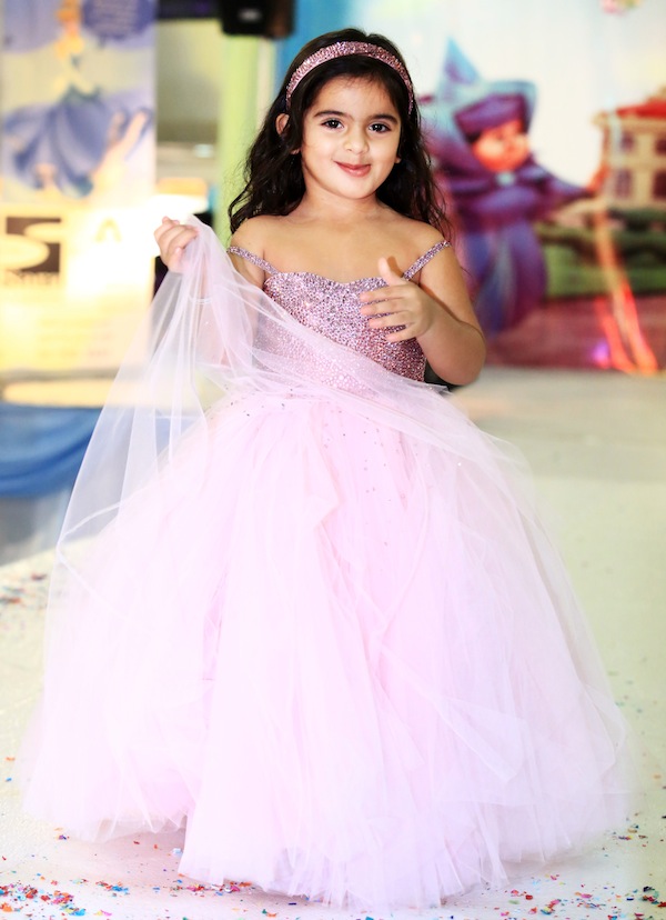 494 1 فساتين اطفال للاعراس في دبي - اجمل فساتين للاطفال - زى البنات الخاص بالافراح طلال علي