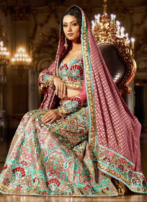 صورة ازياء فساتين هندية 2019 , ملابس هندي جميلة , اطلاله ليس لها مثيل