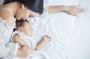 صور كيفية تنظيم نوم الطفل حديث الولادة , بجد لازم تجربوها الطريقه دى هترتاحو كتير 1296 1 310x205